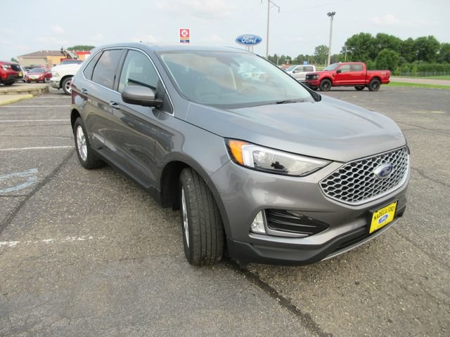 Certified 2024 Ford Edge SEL w/ Convenience Package AWD/4WD image 7