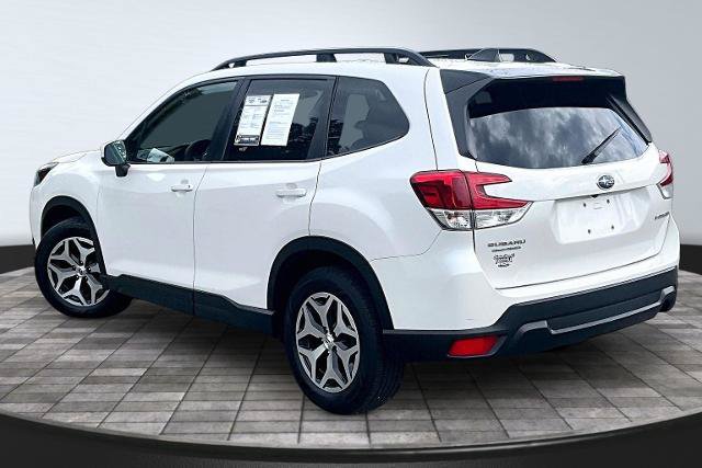 Used 2024 Subaru Forester Premium AWD/4WD image 2