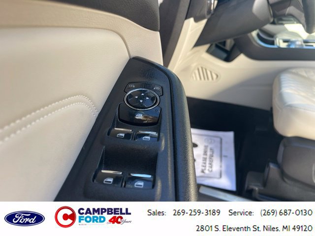 Certified 2023 Ford Edge Titanium AWD/4WD image 10