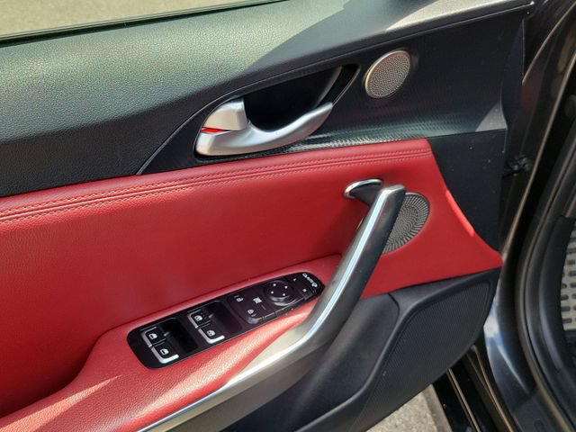 Used 2023 Kia Stinger GT-Line w/ Sun & Sound Package AWD/4WD image 18