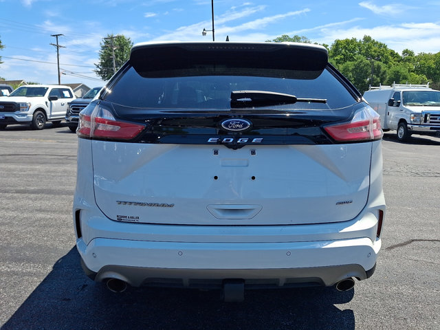 Certified 2022 Ford Edge Titanium w/ Equipment Group 301A AWD/4WD image 6
