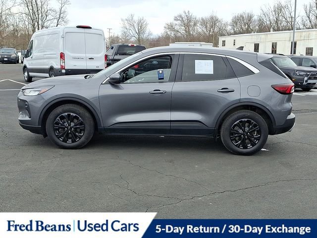 Certified 2023 Ford Escape Active w/ Tech Pack #2 image 3
