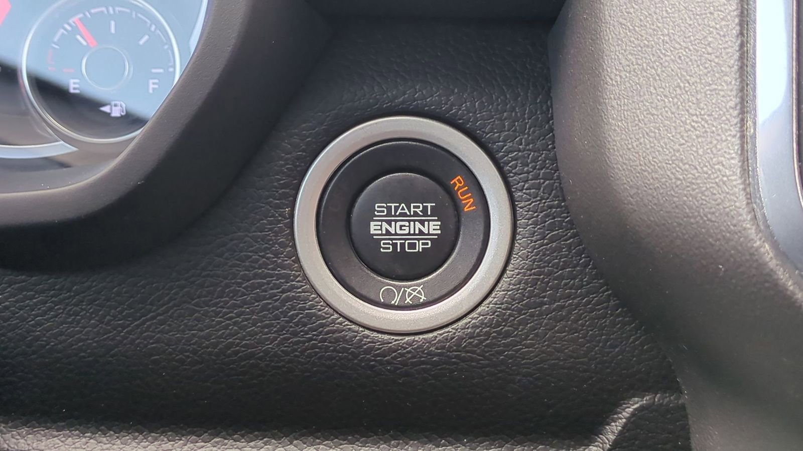 Used 2022 RAM 2500 Laramie w/ Night Edition image 33