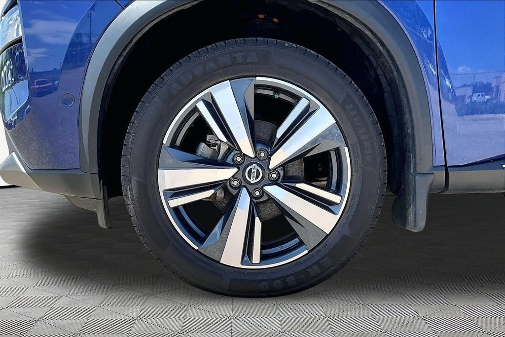 Used 2021 Nissan Rogue Platinum AWD/4WD image 9