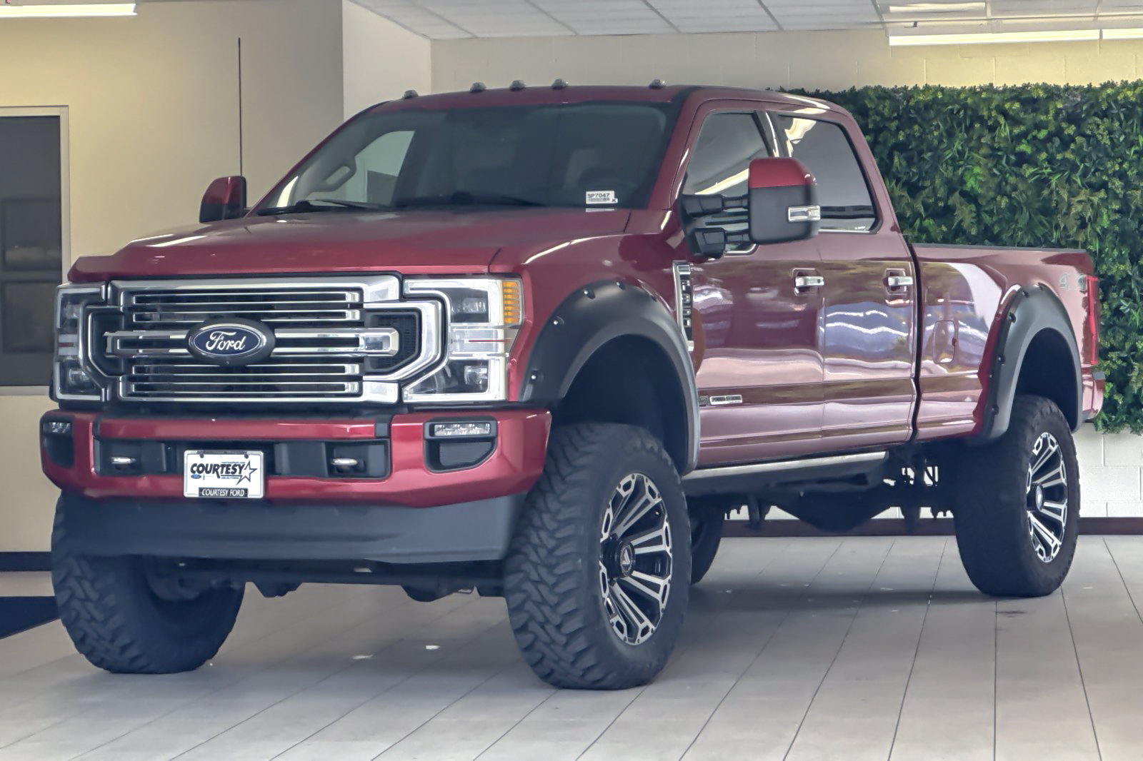 Certified 2022 Ford F350 Limited AWD/4WD image 8