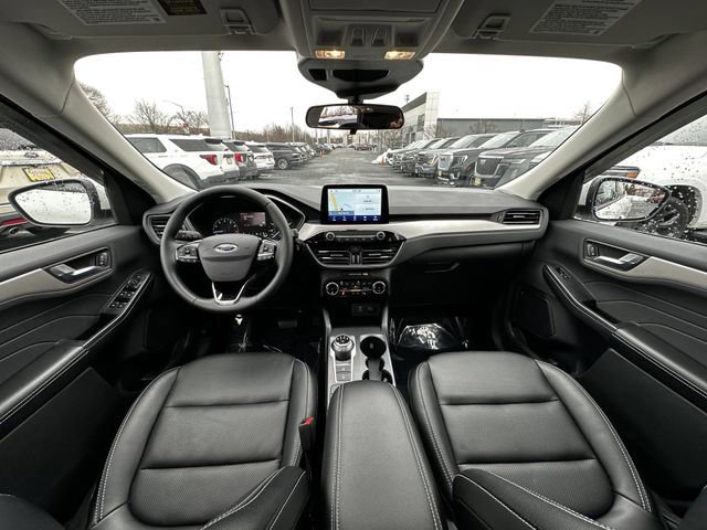 Certified 2022 Ford Escape SEL image 17