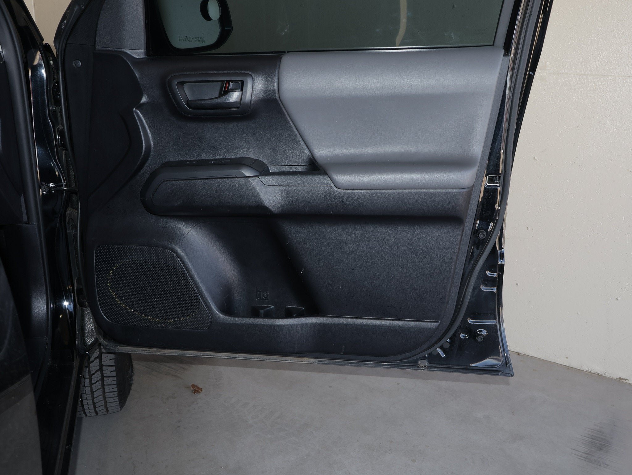 Used 2021 Toyota Tacoma SR AWD/4WD image 42