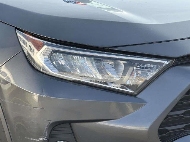 Used 2021 Toyota RAV4 XLE AWD/4WD image 11