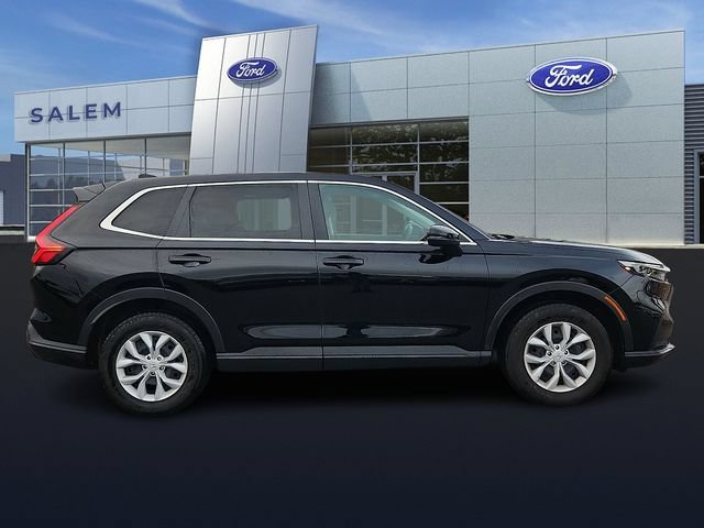 Used 2025 Honda CR-V LX image 2