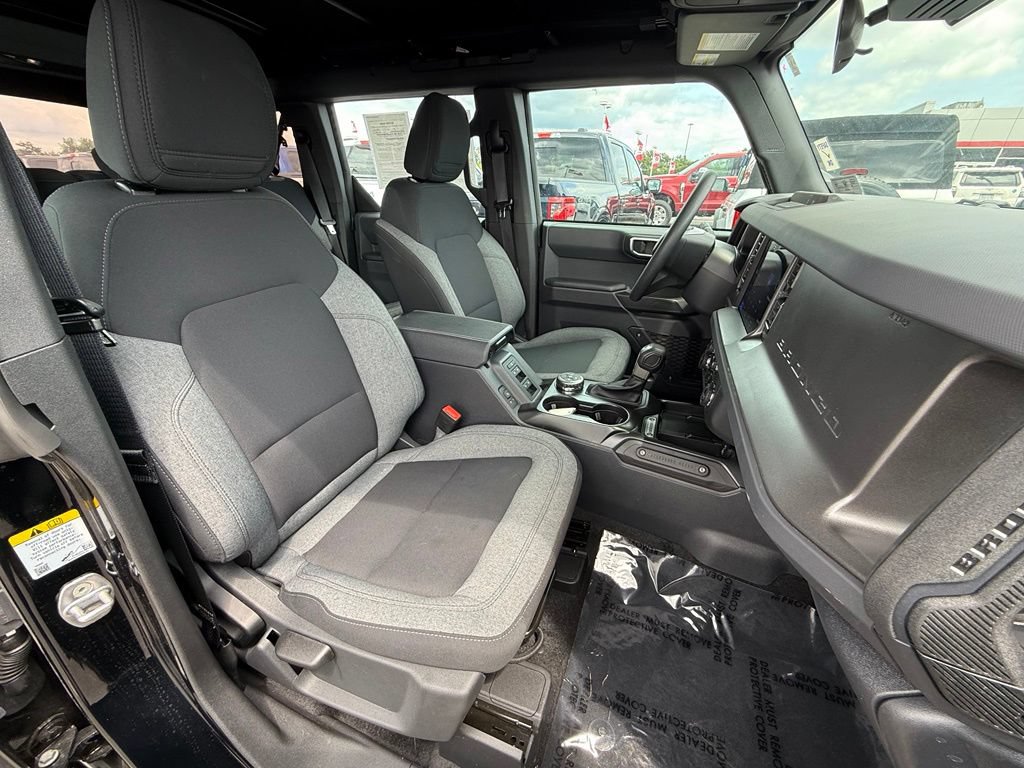 Certified 2025 Ford Bronco 4-Door AWD/4WD image 21