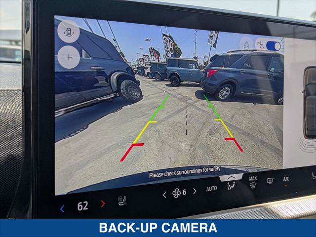 Certified 2025 Ford Explorer Active w/ Active Comfort Package RWD image 17