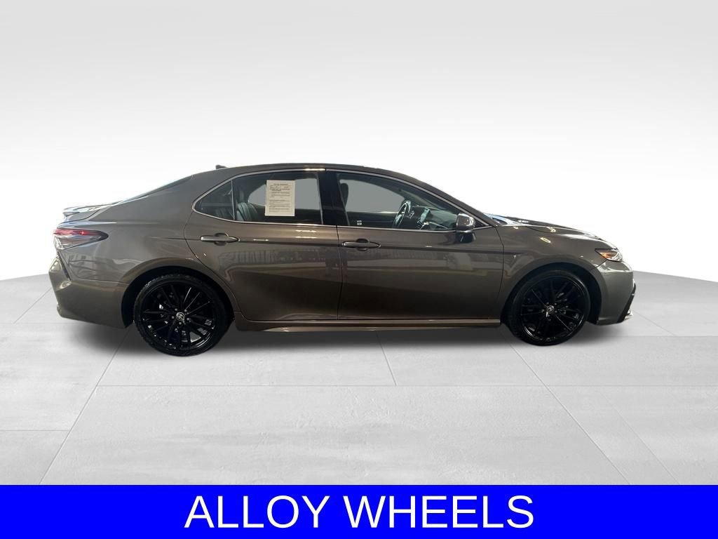 Used 2024 Toyota Camry XSE video 2