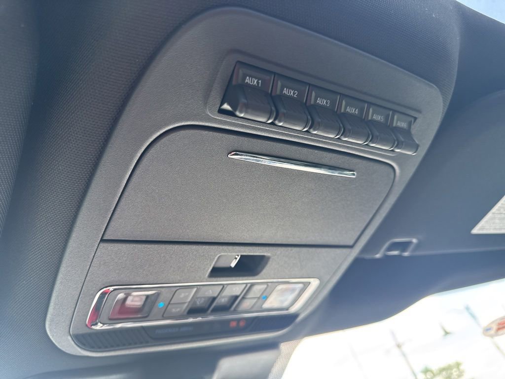 Certified 2025 Ford F350 Platinum AWD/4WD image 28