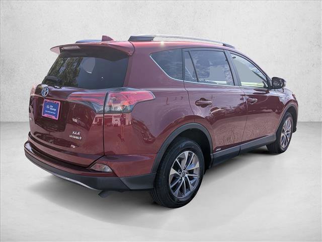 Used 2018 Toyota RAV4 XLE image 5