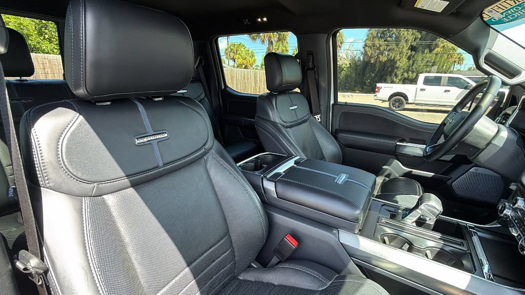 Certified 2025 Ford F150 Platinum w/ FX4 Off-Road Package AWD/4WD image 31