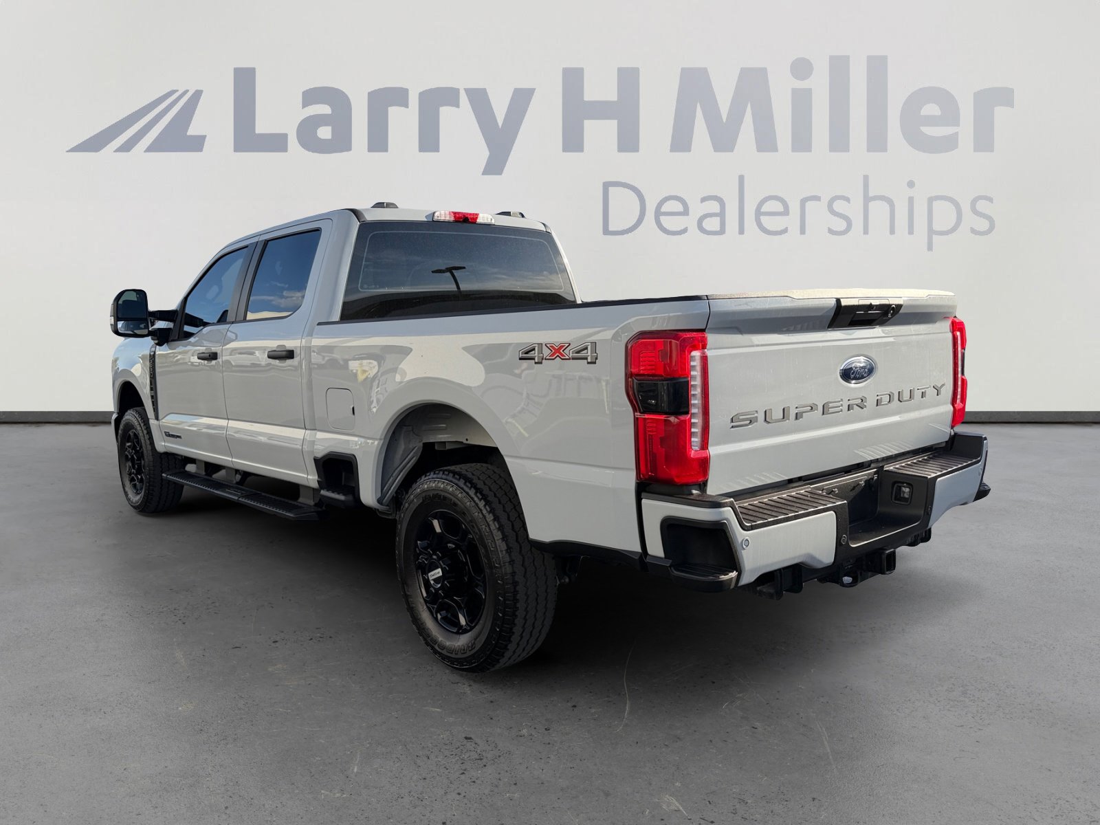 Certified 2026 Ford F250 XL w/ STX Appearance Package AWD/4WD image 3
