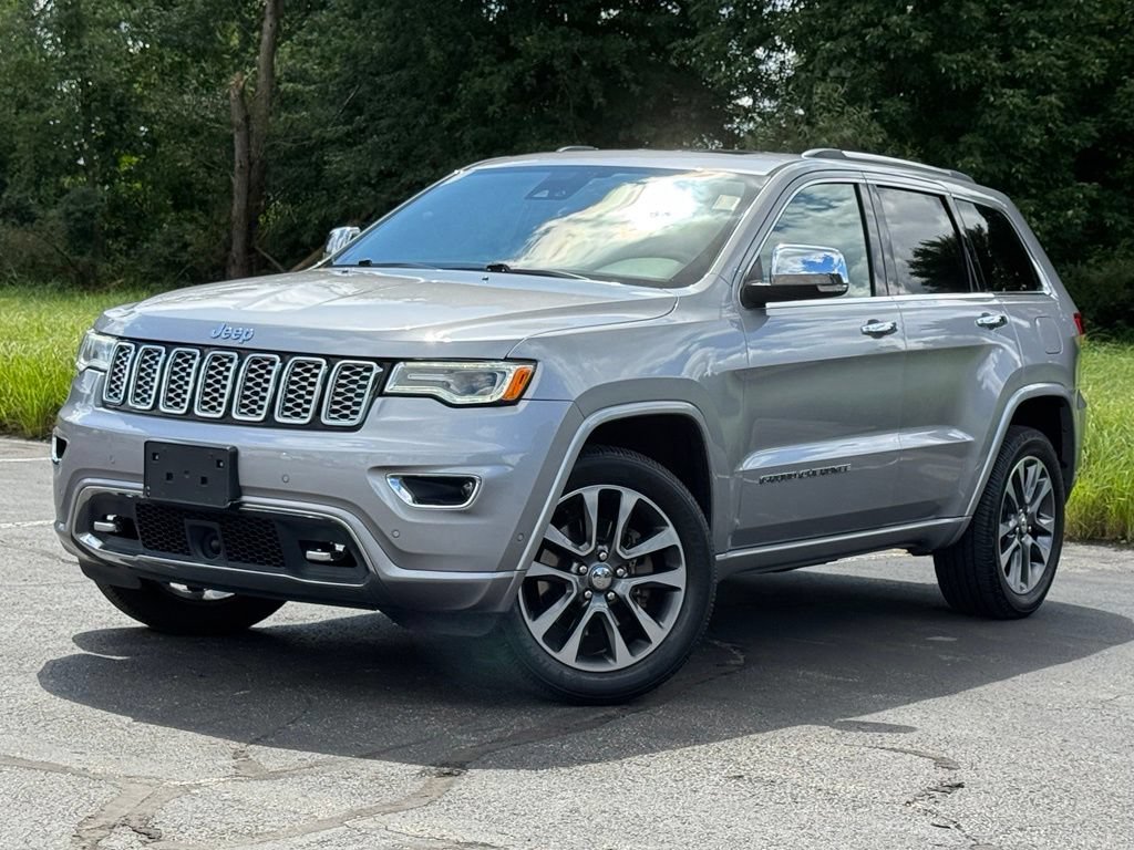 Used 2017 Jeep Grand Cherokee Overland w/ Jeep Active Safety Group AWD/4WD image 2