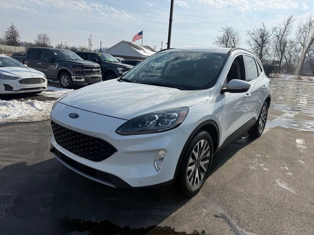 Certified 2020 Ford Escape Titanium image 2