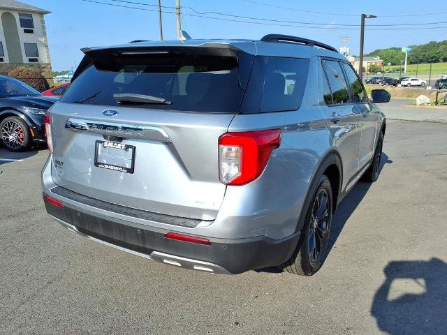 Certified 2020 Ford Explorer XLT w/ Equipment Group 202A RWD image 4
