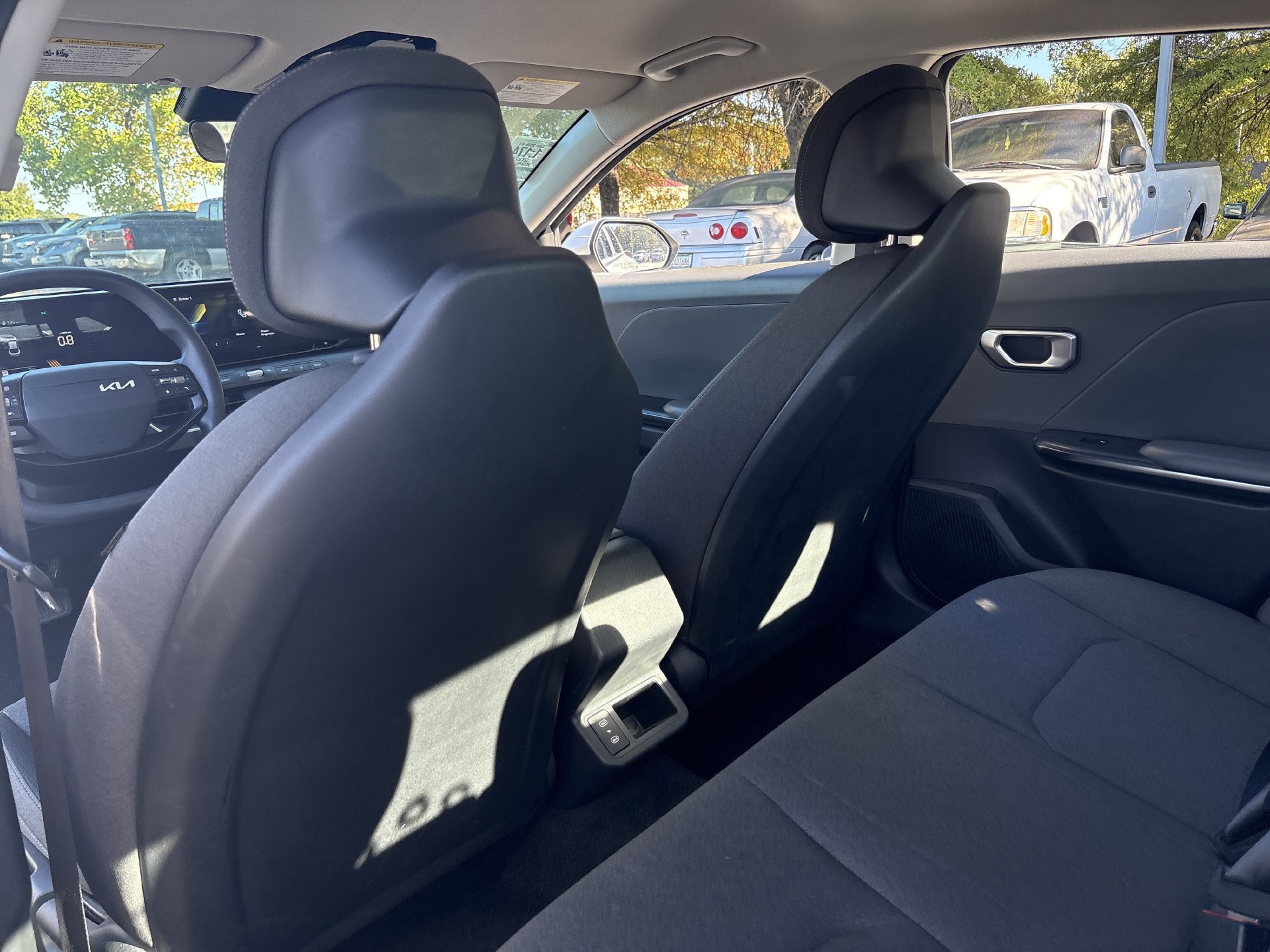 Used 2025 Kia K4 FWD image 18
