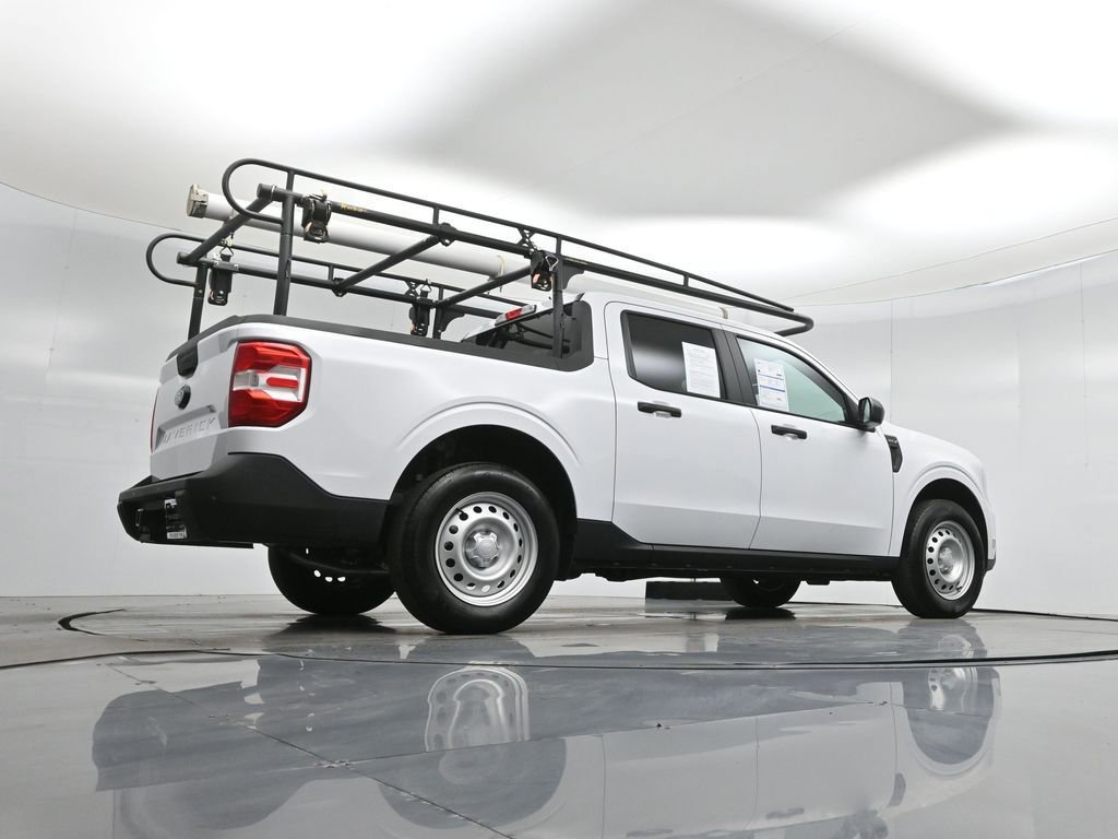 Certified 2025 Ford Maverick XLT w/ Equipment Group 302A image 16