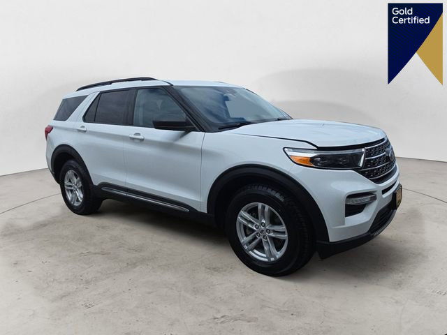 Certified 2023 Ford Explorer XLT image 1