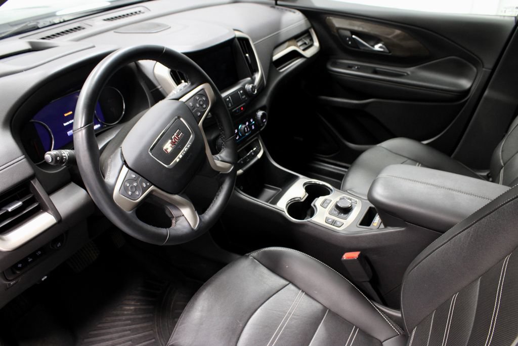 Used 2024 GMC Terrain Denali w/ Black Diamond Edition AWD/4WD image 24