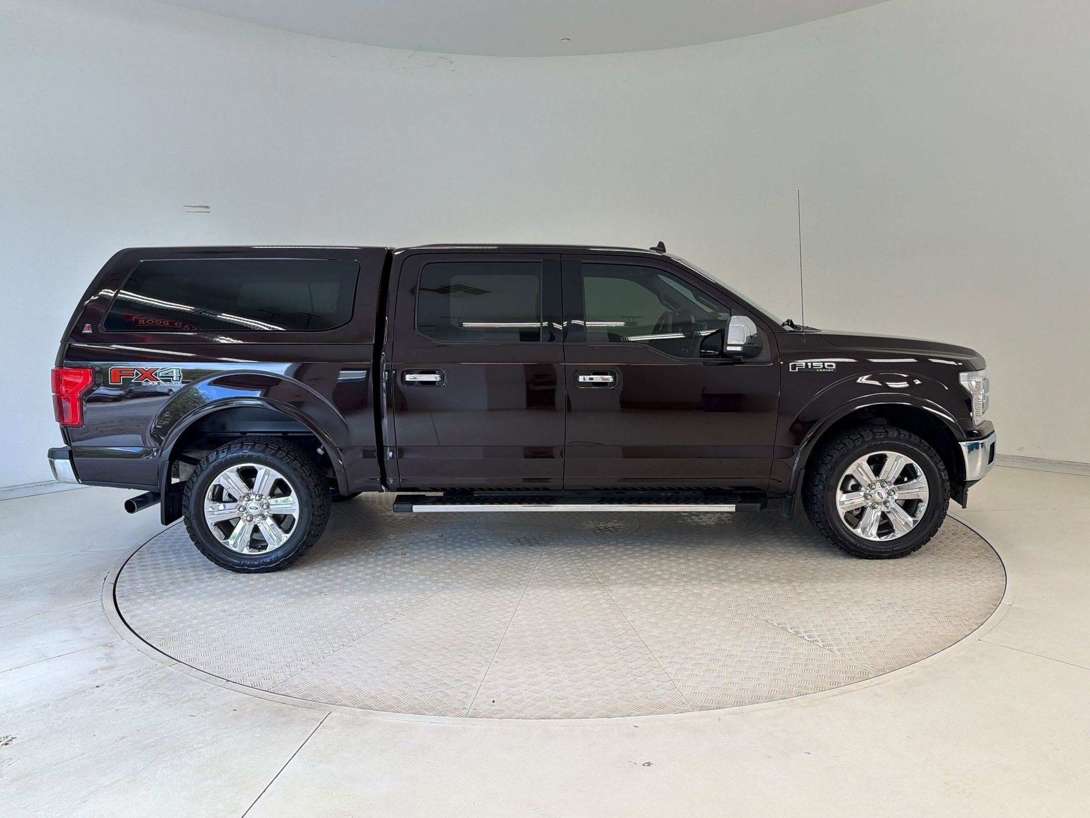 Certified 2020 Ford F150 Lariat w/ Equipment Group 502A Luxury image 6