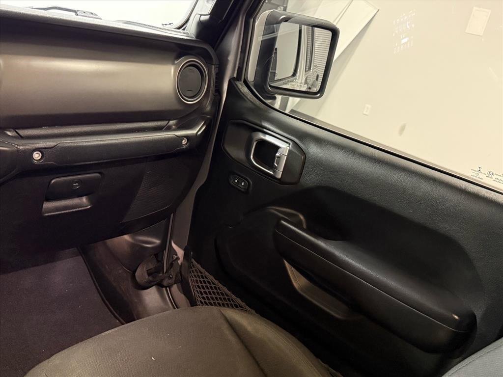 Used 2020 Jeep Gladiator Sport w/ Quick Order Package 24S image 12
