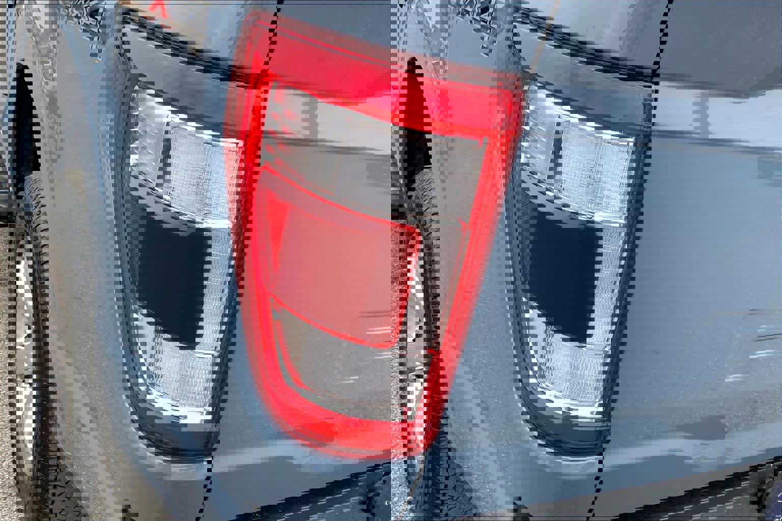 Certified 2023 Ford F150 Lariat w/ Equipment Group 502A High image 28