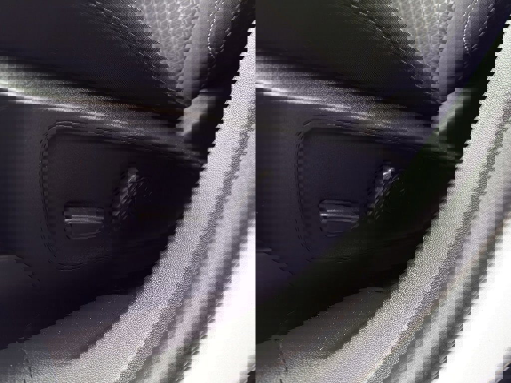 Certified 2023 Ford Escape Active image 17