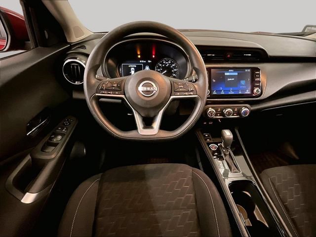 Used 2023 Nissan Kicks SV FWD image 5