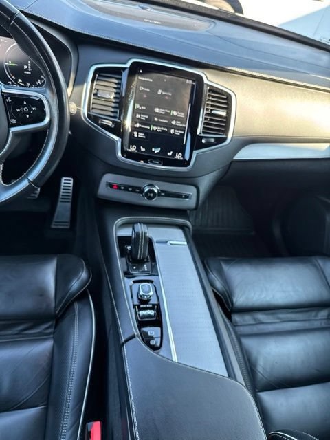 Used 2021 Volvo XC90 T8 R-Design AWD/4WD image 29