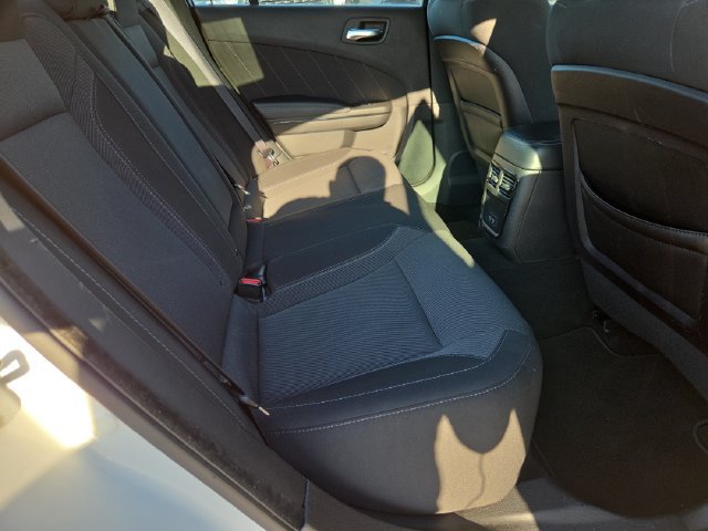 Used 2019 Dodge Charger SXT w/ Blacktop Package RWD image 27