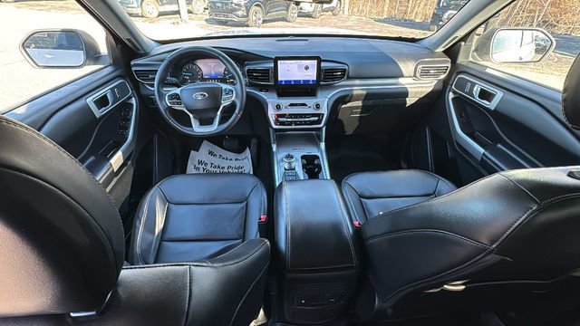 Certified 2023 Ford Explorer XLT w/ Equipment Group 202A image 14