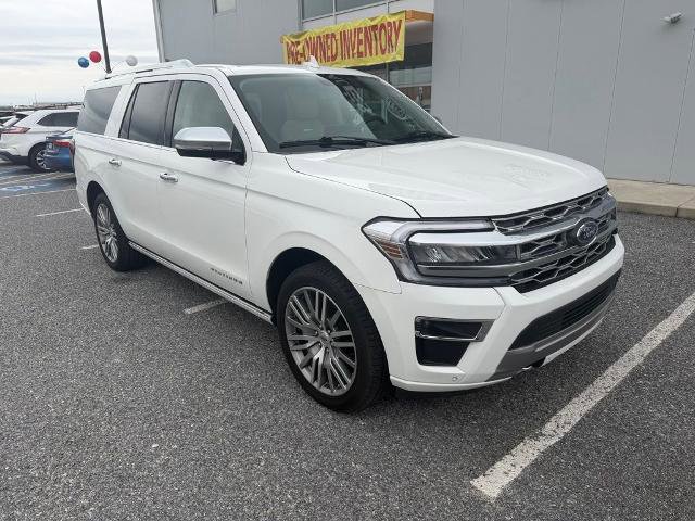 Certified 2022 Ford Expedition Max Platinum AWD/4WD image 2