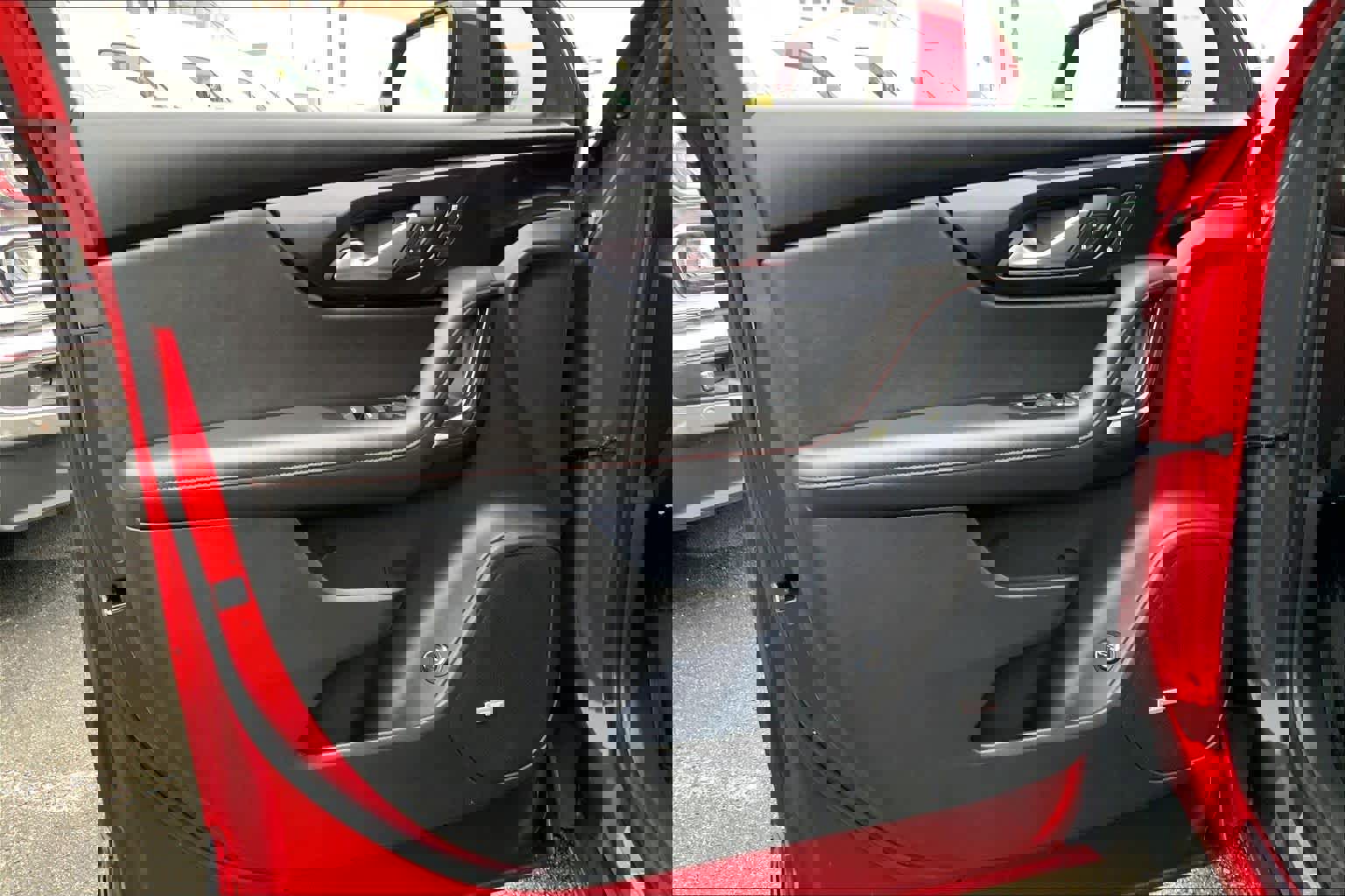 Used 2021 Chevrolet Blazer RS w/ Enhanced Convenience Package image 20