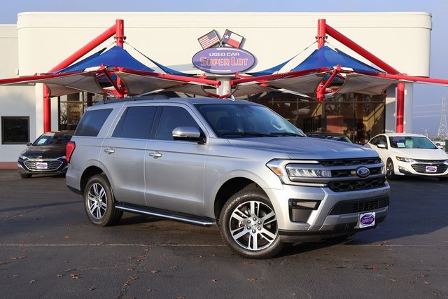 Certified 2023 Ford Expedition XLT image 1