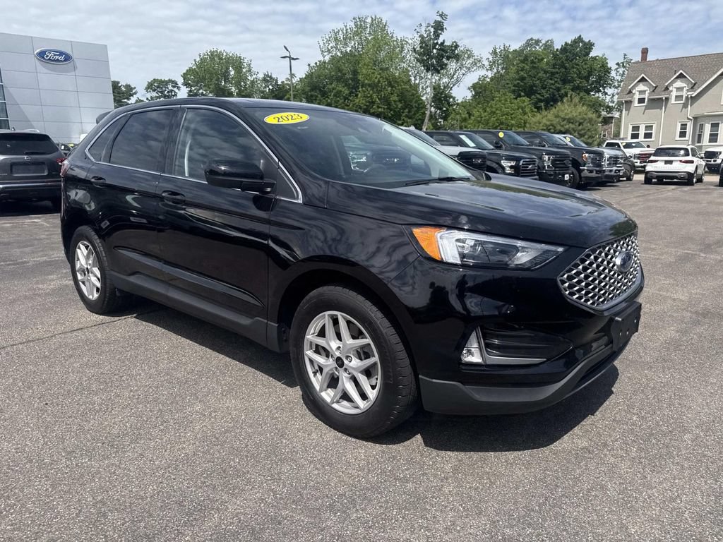 Certified 2023 Ford Edge SEL w/ Convenience Package AWD/4WD image 11