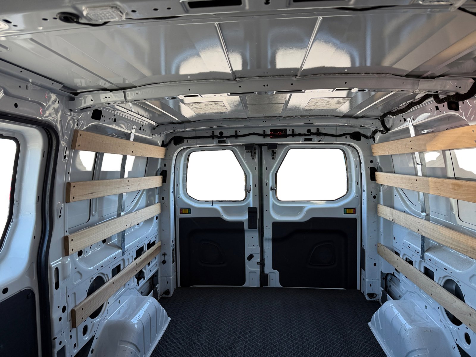 Certified 2025 Ford Transit 250 Low Roof w/ Exterior Upgrade Package RWD image 16