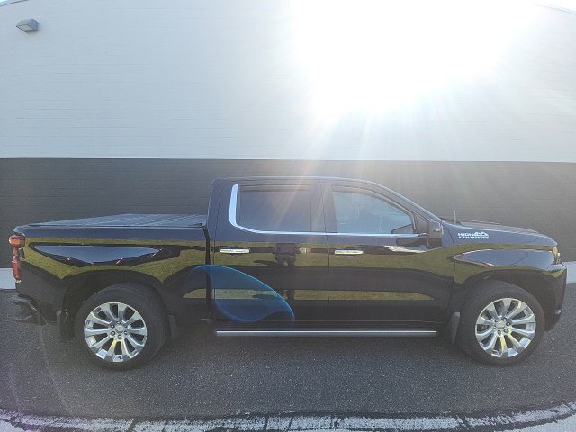 Used 2019 Chevrolet Silverado 1500 High Country w/ Technology Package AWD/4WD image 7