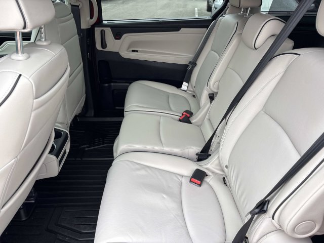 Used 2026 Honda Odyssey Touring image 18