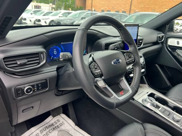 Certified 2024 Ford Explorer ST w/ Equipment Group 401A AWD/4WD image 7