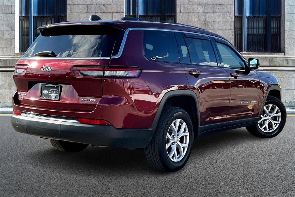 Used 2022 Jeep Grand Cherokee L Limited image 11