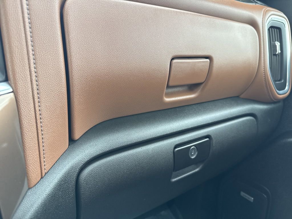 Used 2021 Chevrolet Silverado 3500 High Country w/ Z71 Off-Road Package image 34