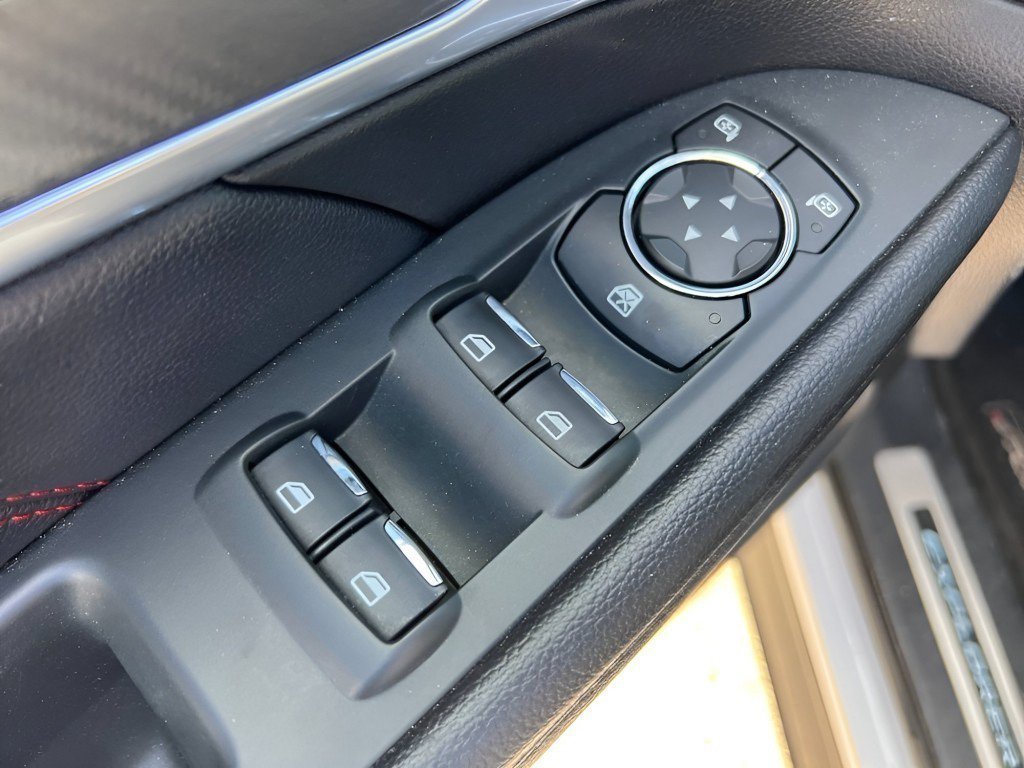 Certified 2018 Ford Explorer Sport w/ Ford Safe & Smart Package AWD/4WD image 20