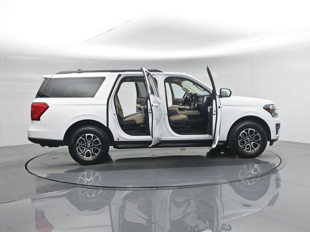 Certified 2024 Ford Expedition Max XLT image 39