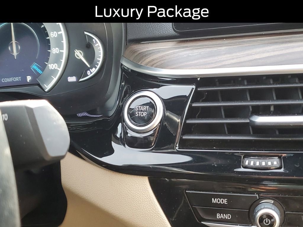 Used 2018 BMW 530e image 26