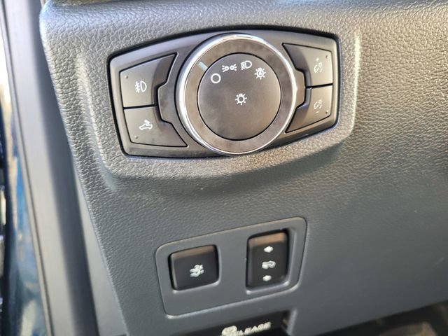 Certified 2022 Ford F350 Lariat w/ Lariat Ultimate Package image 17