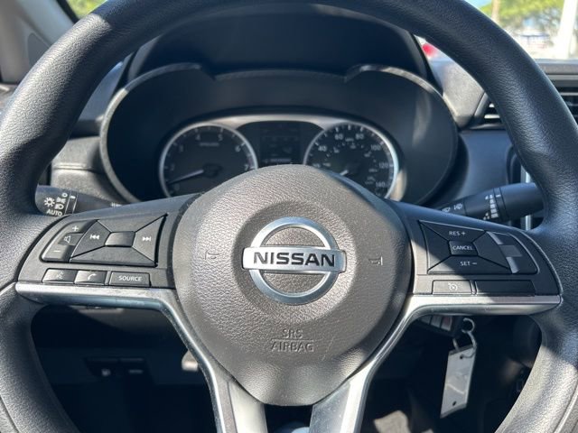 Used 2022 Nissan Versa S FWD image 20